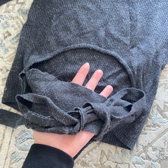 AE open back tie up knit long sleeve top - Picture 7 of 7